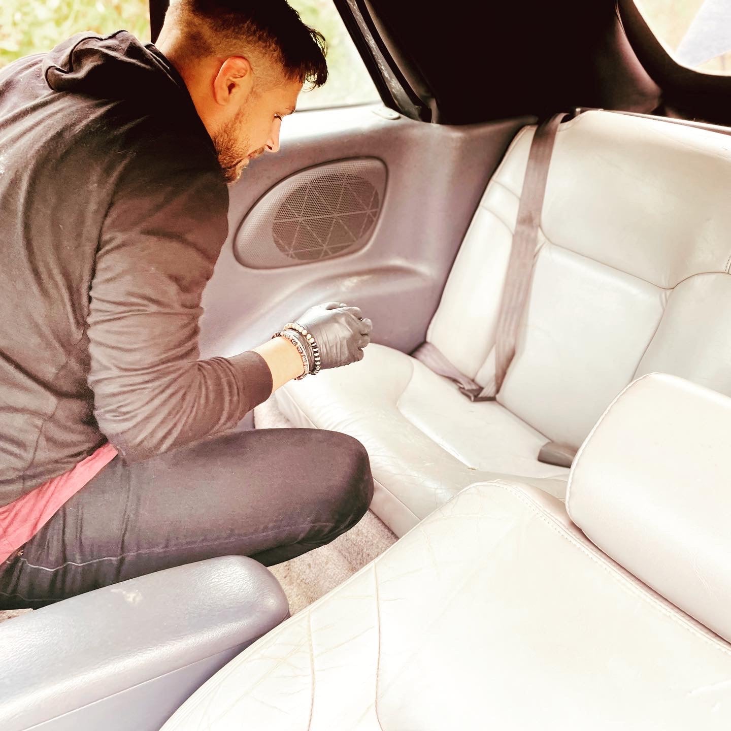 S2 James inside Logans car